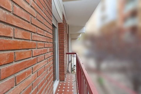 Apartamento en venta en Barcelona, España 4 dormitorios, 80 m2 No. 140727 - foto 9