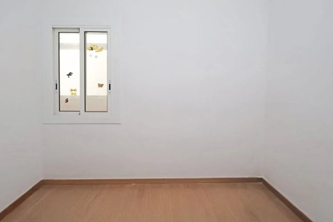 Apartamento en venta en Barcelona, España 4 dormitorios, 80 m2 No. 140727 - foto 15