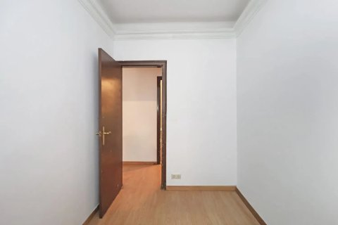 Apartamento en venta en Barcelona, España 4 dormitorios, 80 m2 No. 140727 - foto 13