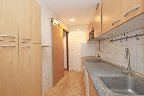 Apartamento en venta en Barcelona, España 4 dormitorios, 80 m2 No. 140727 - foto 20