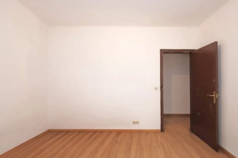 Apartamento en venta en Barcelona, España 4 dormitorios, 80 m2 No. 140727 - foto 11