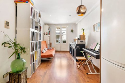 Lägenhet till salu i Barcelona, Spanien 2 sovrum, 64 kvm. Nr. 140726 - foto 9