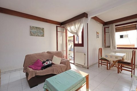 Apartamento en venta en Barcelona, España 4 dormitorios, 90 m2 No. 140729 - foto 4