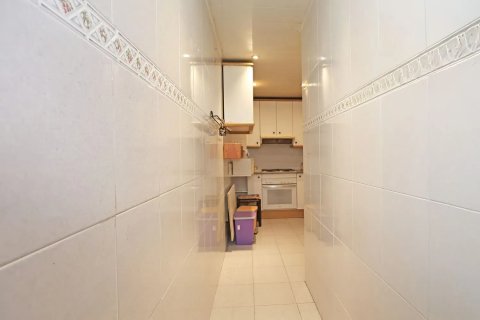 Apartamento en venta en Barcelona, España 4 dormitorios, 90 m2 No. 140729 - foto 29