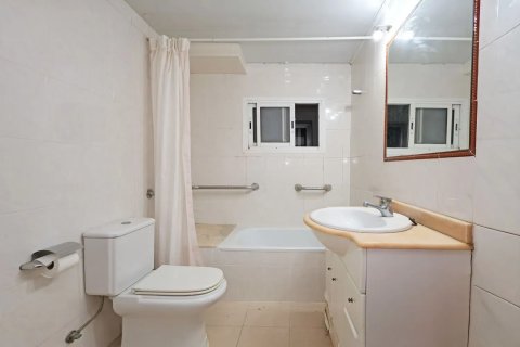 Apartamento en venta en Barcelona, España 4 dormitorios, 90 m2 No. 140729 - foto 12