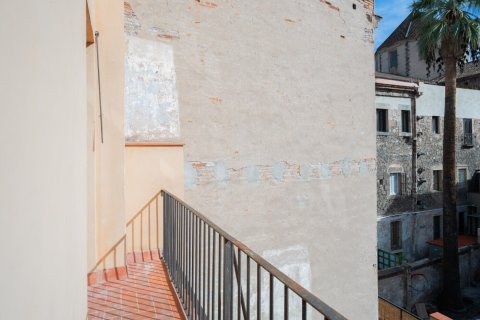 Lägenhet till salu i Barcelona, Spanien 3 sovrum, 84 kvm. Nr. 140724 - foto 26