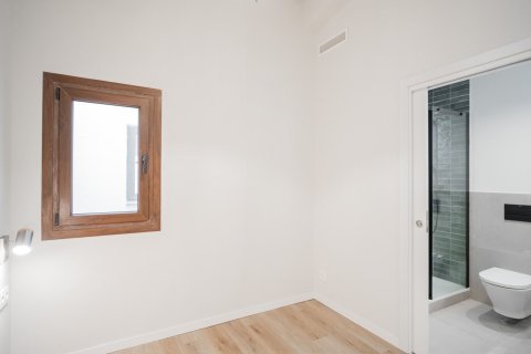 Lägenhet till salu i Barcelona, Spanien 3 sovrum, 84 kvm. Nr. 140724 - foto 10