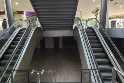 Commercial property à vendre à Barcelona, Espagne, 2340 m2 No. 140730 - photo 12