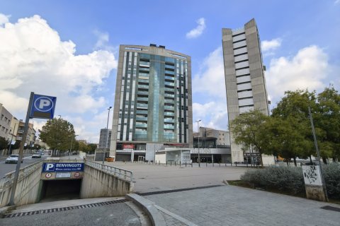 Commercial property à vendre à Barcelona, Espagne, 2340 m2 No. 140730 - photo 9