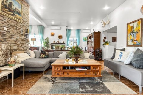 Продажа виллы в Сьюдад Кесада, Аликанте, Испания 7 спален, 480м2 №189414 - фото 21