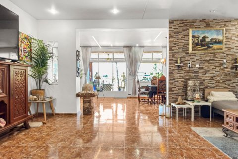 Продажа виллы в Сьюдад Кесада, Аликанте, Испания 7 спален, 480м2 №189414 - фото 3