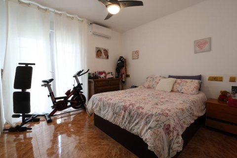Apartment for sale in Torrevieja, Alicante, Spain 3 bedrooms, 113 sq.m. No. 189418 - photo 7