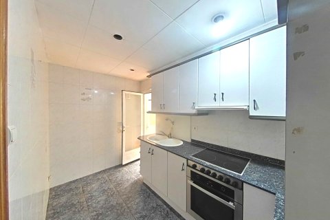 Apartamento en venta en Terrassa, Barcelona, España 3 dormitorios, 76 m2 No. 167083 - foto 6