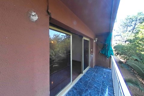 Apartamento en venta en Terrassa, Barcelona, España 3 dormitorios, 76 m2 No. 167083 - foto 2