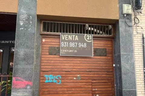 Garage for sale in Barcelona, Spain 10 bedrooms, 452 sq.m. No. 167082 - photo 3