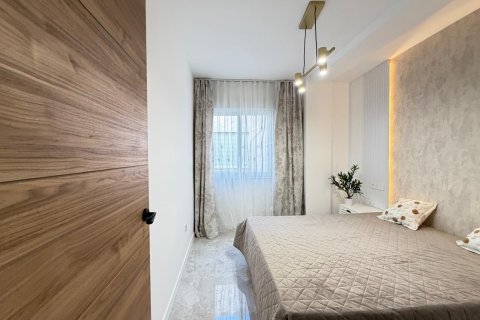 Apartament w Torrevieja, Alicante, Hiszpania 3 sypialnie, 92 mkw. nr 164244 – zdjęcie 25