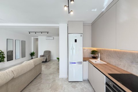 Apartament w Torrevieja, Alicante, Hiszpania 3 sypialnie, 92 mkw. nr 164244 – zdjęcie 8