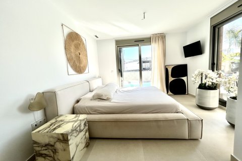 Willa w San Miguel de Salinas, Alicante, Hiszpania 4 sypialnie, 256 mkw. nr 164243 – zdjęcie 12