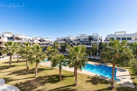 Huoneisto myytävänä Los Altos, Alicante, Espanja, 2 makuuhuonetta, 75 m2 No. 166163 - kuva 3