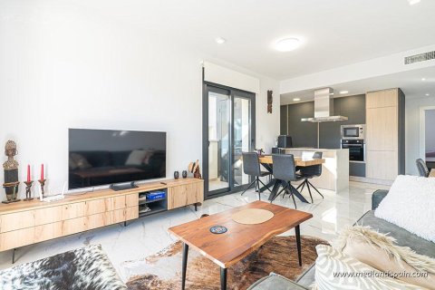 Huoneisto myytävänä Los Altos, Alicante, Espanja, 2 makuuhuonetta, 75 m2 No. 166163 - kuva 5