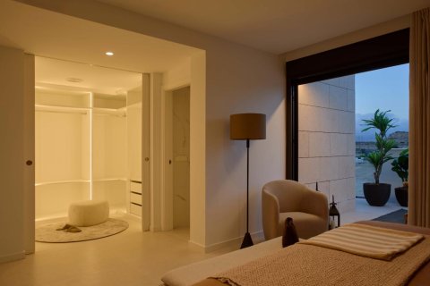 Apartment for sale in Alicante, Spain 4 bedrooms, 416 sq.m. No. 168277 - photo 5