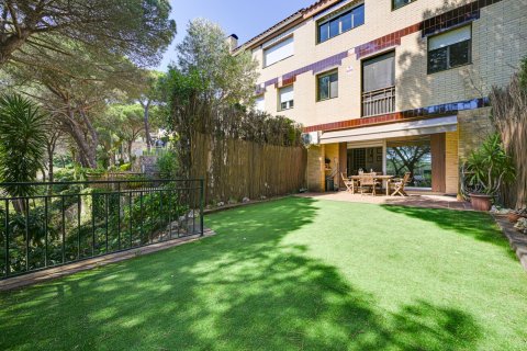 Продажа таухауса в Матаро, Барселона, Испания 5 спален, 245м2 №168280 - фото 3