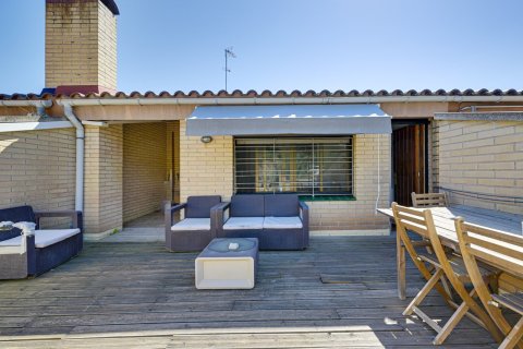 Продажа таухауса в Матаро, Барселона, Испания 5 спален, 245м2 №168280 - фото 7