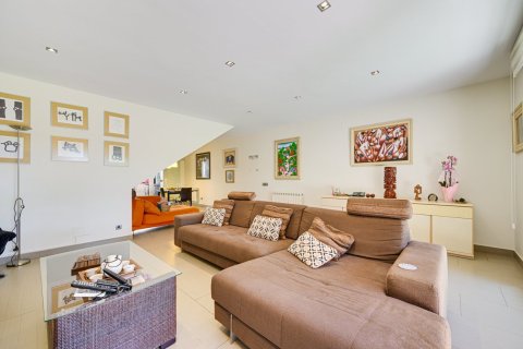 Продажа таухауса в Матаро, Барселона, Испания 5 спален, 245м2 №168280 - фото 9