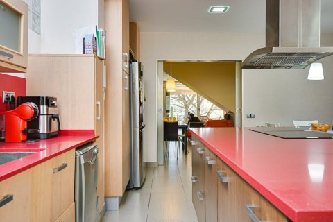 Продажа таухауса в Матаро, Барселона, Испания 5 спален, 245м2 №168280 - фото 19