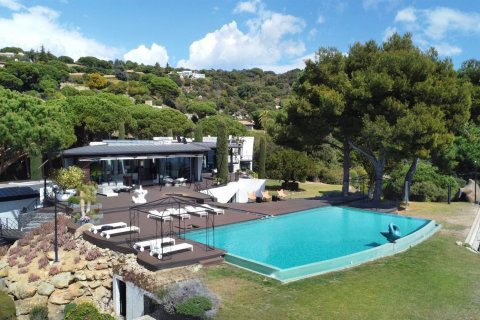 Villa zum Verkauf Sant Andreu de Llavaneres, Barcelona, Spanien 7 Schlafzimmer, 1600 m2 Nr. 138159 - Foto 1