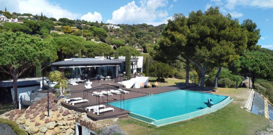 Villa Sant Andreu de Llavaneres, Barcelona, Spanien 7 Schlafzimmer, 1600 m2 Nr. 138159