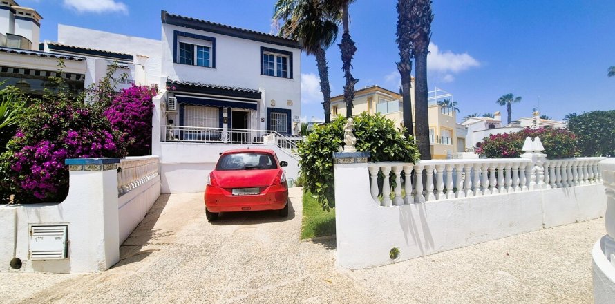 Duplex à Los Dolses, Alicante, Espagne 4 chambres, 120 m2 No. 181168