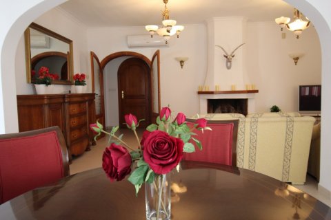 Villa for sale Calpe, Alicante, Spain 5 bedrooms, 240 sq.m. No. 116571 - photo 5
