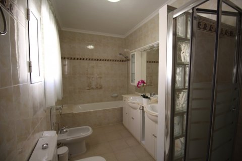 Villa for sale Calpe, Alicante, Spain 5 bedrooms, 240 sq.m. No. 116571 - photo 20