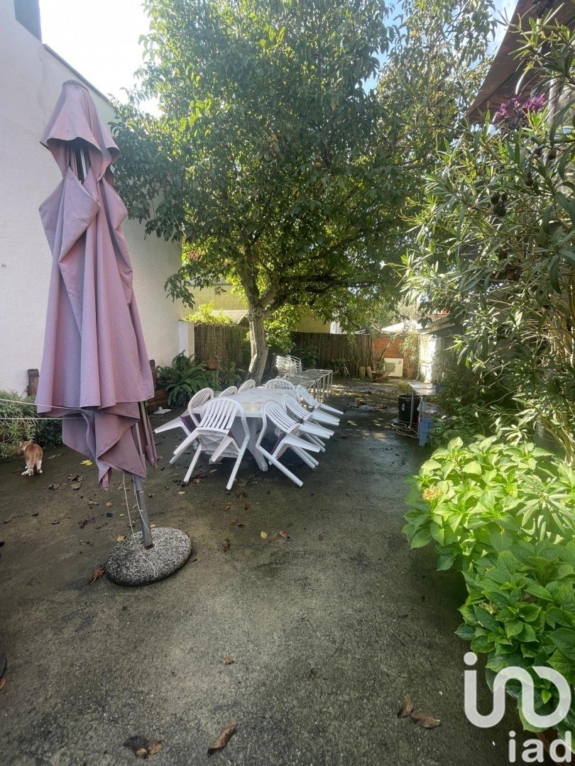 Land in Girona, Spanien 170 m2 Nr. 186015