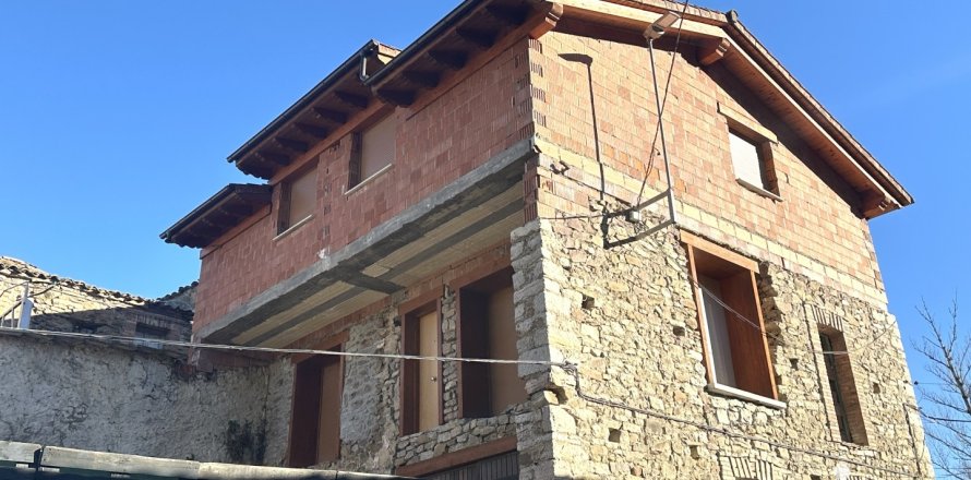 House in Matallana de Torio, Leon, Spanien 2 Schlafzimmer, 340 m2 Nr. 186014