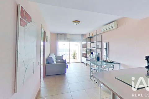 Apartamento en venta en Salou, Tarragona, España 2 dormitorios, 54 m2 No. 188215 - foto 5