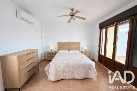 Duplex for sale in Ayamonte, Huelva, Spain 3 bedrooms, 186.46 sq.m. No. 188214 - photo 13