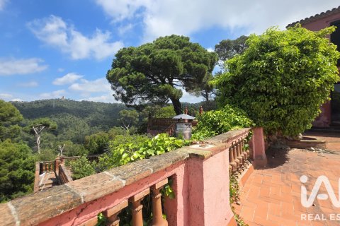 Сasa en venta en Barcelona, España 8 dormitorios, 1230 m2 No. 188213 - foto 16