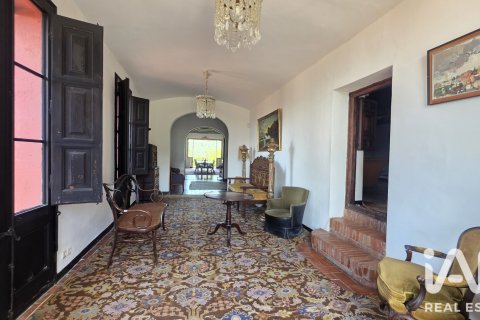 Сasa en venta en Barcelona, España 8 dormitorios, 1230 m2 No. 188213 - foto 19