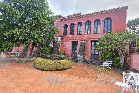 Сasa en venta en Barcelona, España 8 dormitorios, 1230 m2 No. 188213 - foto 15