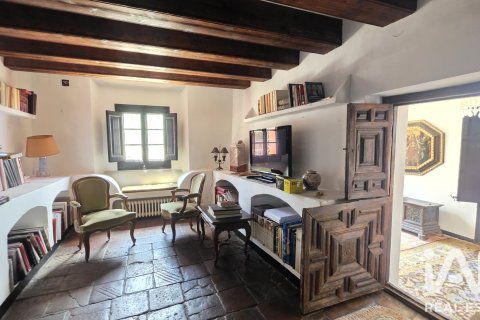 Сasa en venta en Barcelona, España 8 dormitorios, 1230 m2 No. 188213 - foto 29