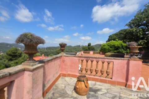 Сasa en venta en Barcelona, España 8 dormitorios, 1230 m2 No. 188213 - foto 18