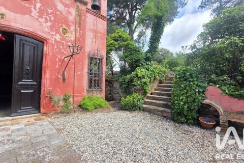 Сasa en venta en Barcelona, España 8 dormitorios, 1230 m2 No. 188213 - foto 9