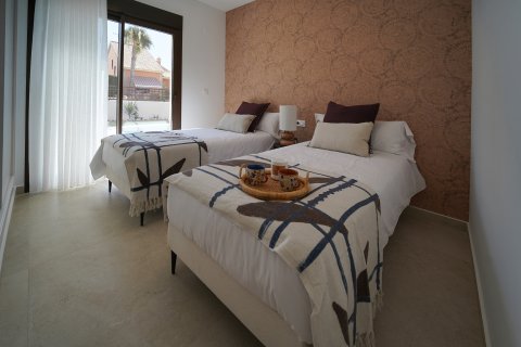 Huvila myytävänä Lomas De La Juliana, Alicante, Espanja, 3 makuuhuonetta, 121 m2 No. 188827 - kuva 17