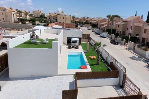Huvila myytävänä Lomas De La Juliana, Alicante, Espanja, 3 makuuhuonetta, 121 m2 No. 188827 - kuva 8