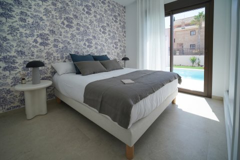 Huvila myytävänä Lomas De La Juliana, Alicante, Espanja, 3 makuuhuonetta, 121 m2 No. 188827 - kuva 13
