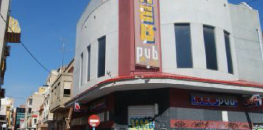 Proprietà commerciale a Torrevieja, Alicante, Spagna 360 mq. N° 145070