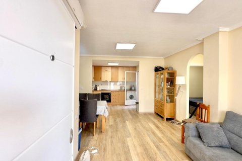 Bungalow en venta en Torrevieja, Alicante, España 2 dormitorios, 86 m2 No. 147044 - foto 3