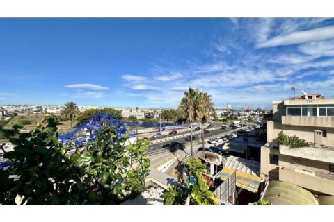 Dzīvoklis pārdošanā Torrevieja, Alicante, Spānijā 2 istabas,  Nr. 147042 - attēls 28